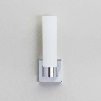 Single Bulb Sconce